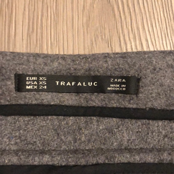 Mini skirt Zara - Picture 3 of 4